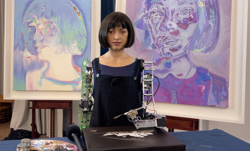 人形机器人中出了个艺术家？(图1)